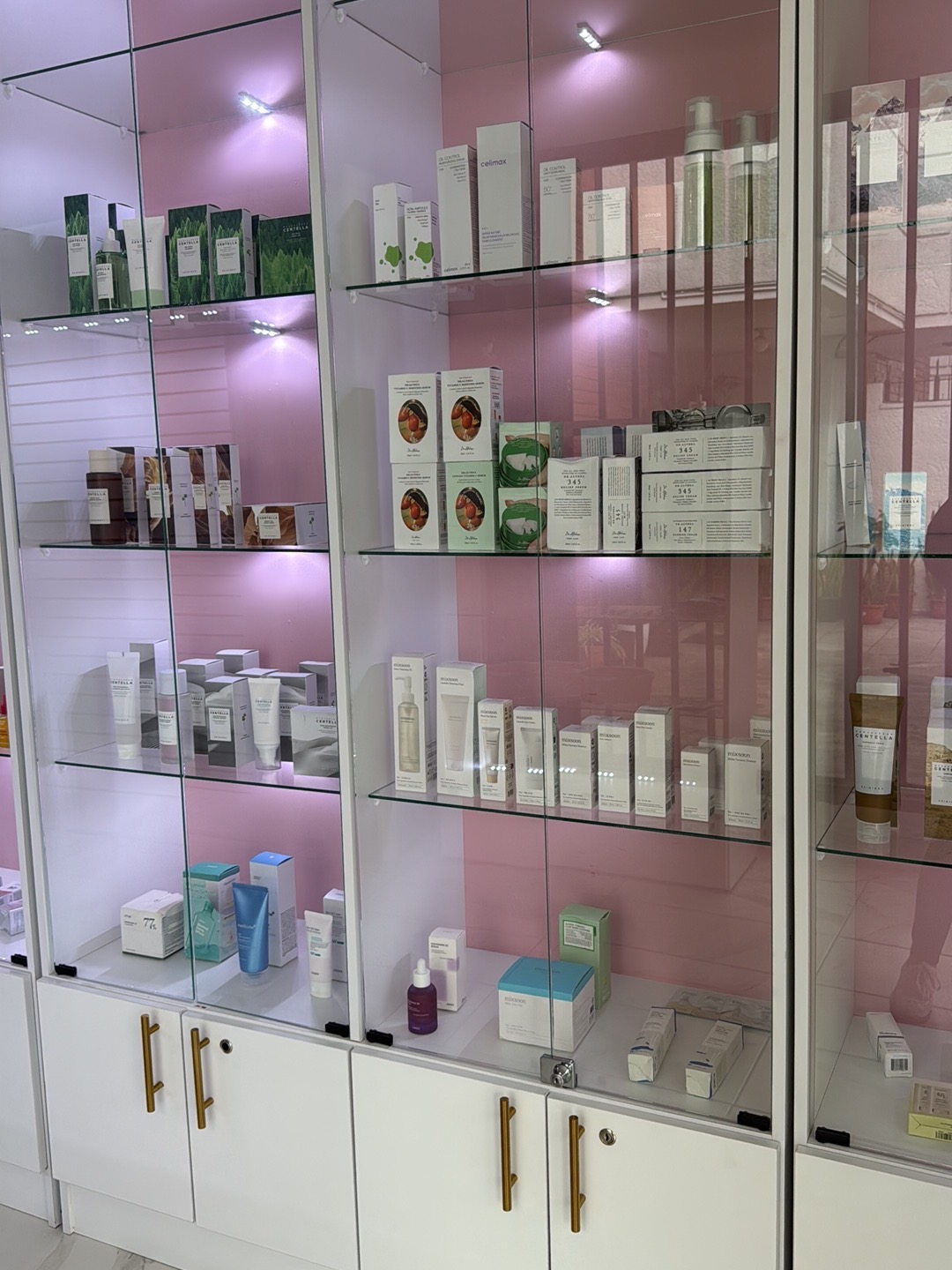 Instalaciones de Skin Store EC